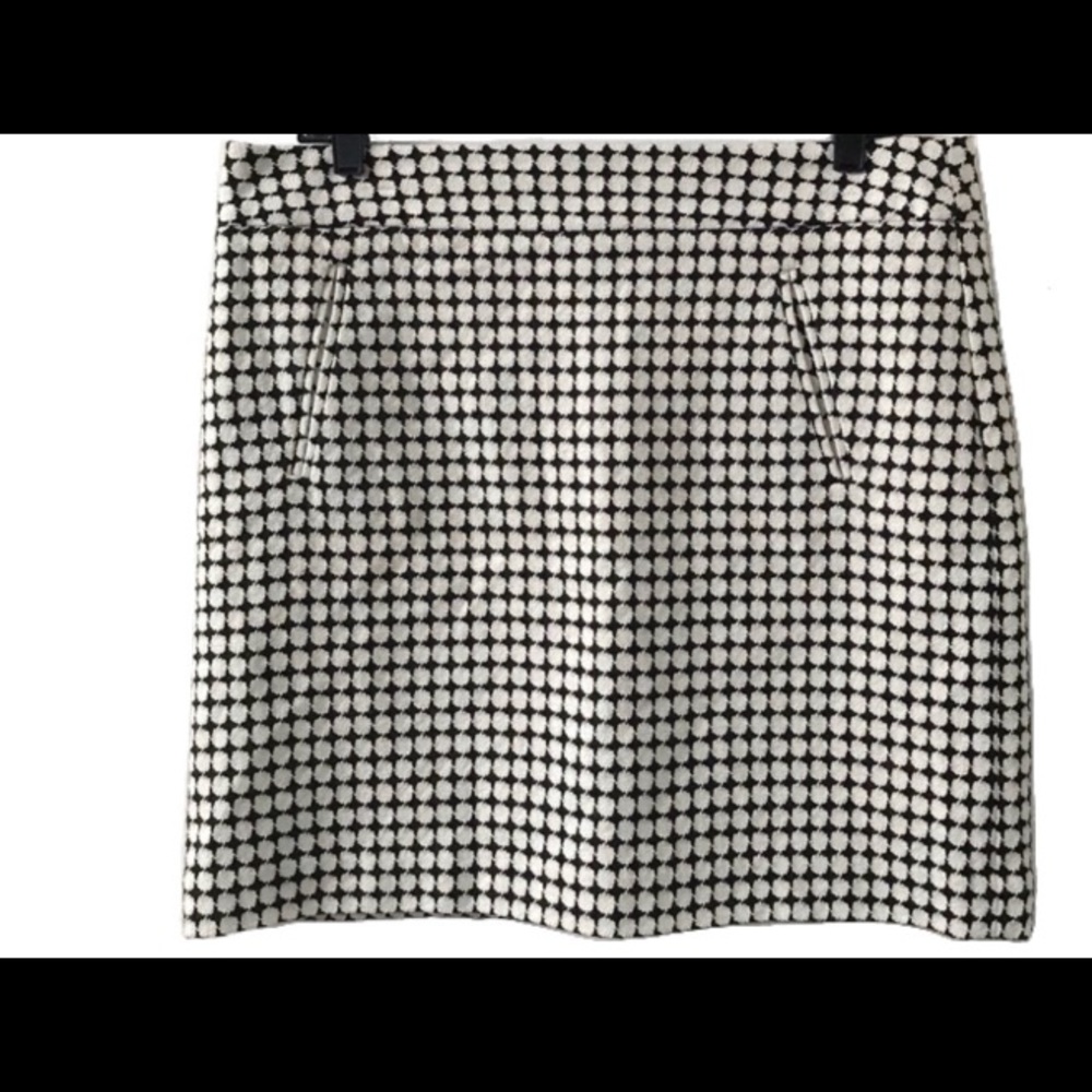 NWT LOFT black and white circle skirt size 10
